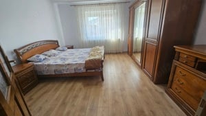 Casa cu 3 dormitoare de inchiriat in zona Iosia(strada Zarandului)  - imagine 2