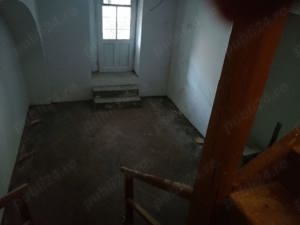 Oferim spre vanzare apartament la casa ultracentral  doar 3 proprietari in curte  - imagine 16