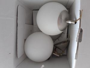 2 globuri Ikea albe frumoase_oferta _ocazie_urgent_lichidare_fara defecte
