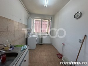 Apartament decomandat 65 mpu 3 camere pivnita balcon Siretului - imagine 4