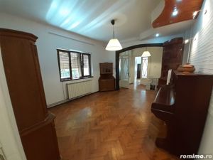 Mall Vitan Dudesti duplex Parter+demisol in vila, semi sau nemobilat - imagine 2