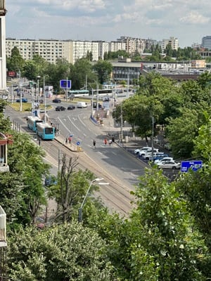 PROPRIETAR vand apartament 2 camere metrou Piata Sudului