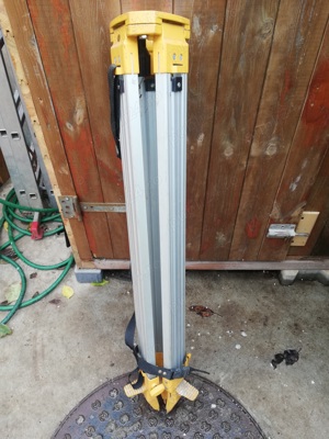 Vand trepied topografic din aluminiu cu suruburi - imagine 2