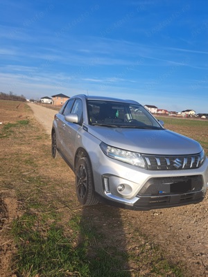Suzuki vitara an 2019 motor benzina 66000 km reali, f îngrijit, urgent - imagine 7