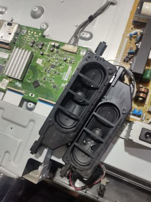 Dezmembrez tv Sharp lc-32a47e - imagine 9