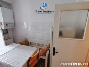 Apartament 3 camere, decomandat, Precista - imagine 3