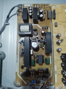 Dezmembrez tv Sharp lc-32a47e - imagine 1