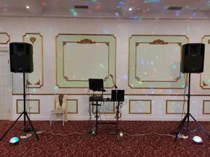 VAND - Subwoofer activ Behringer B1800XP -2400 ron,Stativ ptr. DJ 200ron - imagine 5