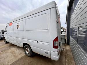 Dezmembram Mercedes-Benz Sprinter 313 cdi 2.1d tip motor 611.981 an 2000-2006 129CP - imagine 3