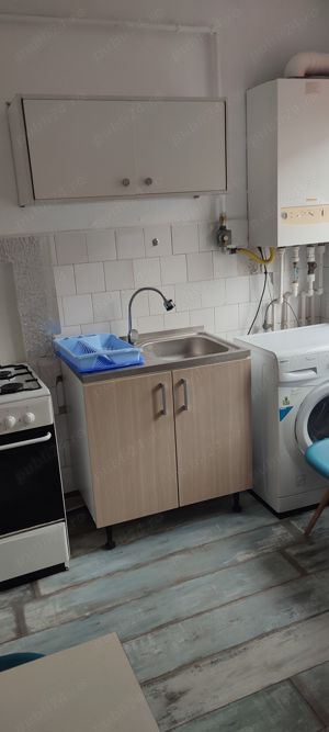 Închiriez apartament 3 camere - imagine 4