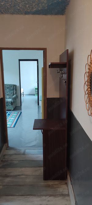 Închiriez apartament 3 camere - imagine 7