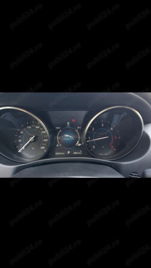 Jaguar XE 2.0 AWD R-Sport - imagine 9