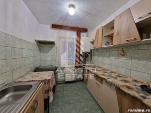 Apartament cu 2 camere, centrala proprie, zona Lipovei - imagine 3