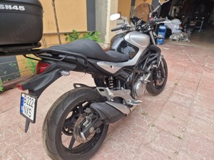 Vand Moto Suzuki Gladius SFV 650, km putini, impecabil - imagine 3