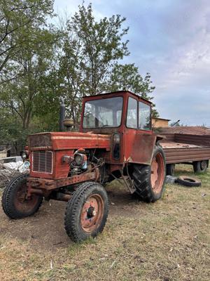 vand tractor U 650  utilaje - imagine 2
