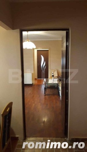 Apartament 2 camere, zona Micro14 , cu acoperiș și balcon inchis - imagine 6