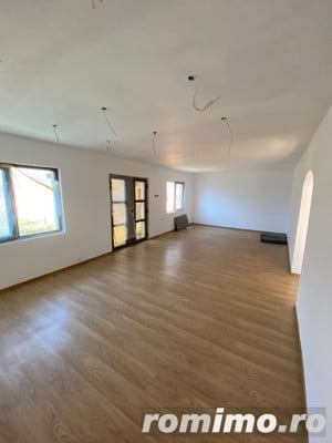 Casa de vanzare, 6 camere, Blagesti - imagine 2