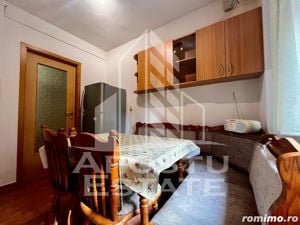 Apartament cu 3 camere, decomandat, in zona Sagului - imagine 12