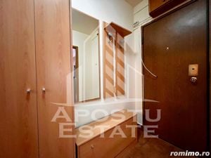 Apartament cu 3 camere, decomandat, in zona Sagului - imagine 13