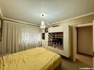 Apartament cu 2 camere, etajul intai, Torontalului