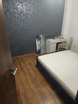 Apartament 3 camere, curte interiora, foișor, mobilat.  - imagine 8
