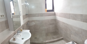 Apartament cu 2 camere zona Alezi Mamaia Nord+loc de parcare - imagine 4