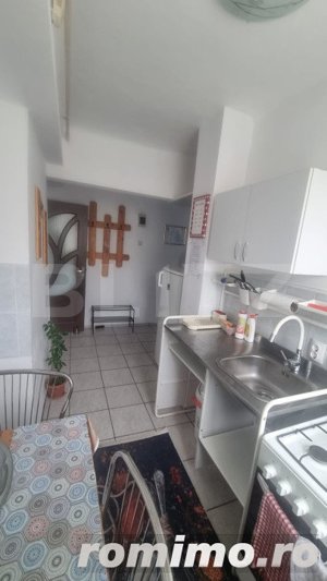 Apartament 2 camere, semidecomandat, Ultracentral, zona Decebal, etaj 3 - imagine 5