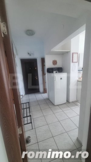 Apartament 2 camere, semidecomandat, Ultracentral, zona Decebal, etaj 3 - imagine 3