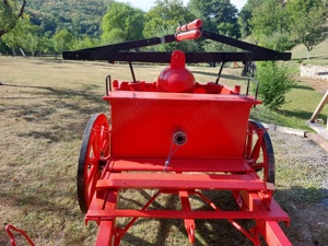 Pompa de stins incendii rustica-obiect de decor  colectie - imagine 2