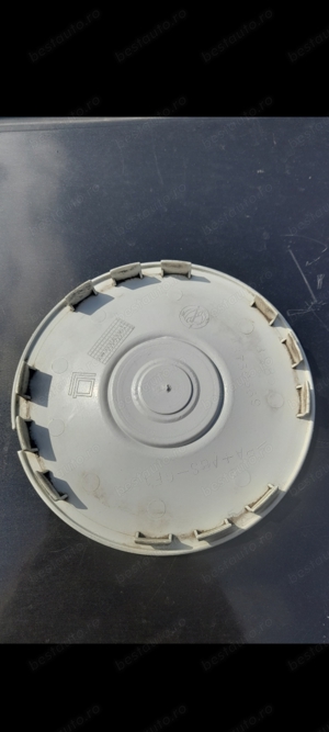 1 Capac janta Fiat - imagine 2