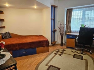 Apartament 4 camere decomandat de închiriat zona Nicolina - imagine 7