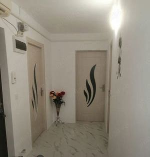 Vand apartament 2 camere+uscator recent renovat - imagine 2