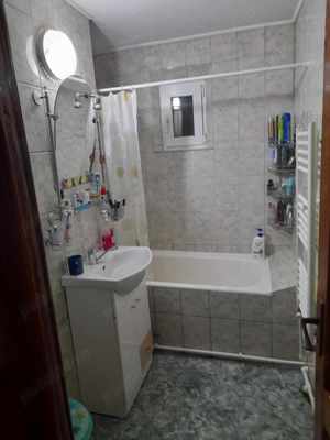 Apartament cu 3 camere, zona Stadion - Avramescu, etaj 2 - imagine 5