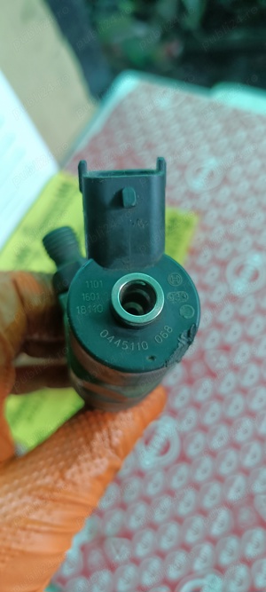 injector 0445110068 1.9 jtd FIAT Alfa Romeo  - imagine 2