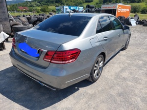 Mercedes Benz E250 4 Matic - imagine 3