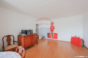 Apartament 3 camere de vânzare în Cartierul Soarelui, 1.100 Euro/mp - imagine 13