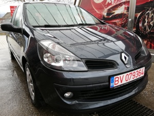 Renault Clio 3 1.6 Benzina Aspirat 2006 - imagine 2