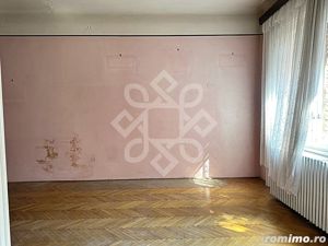 Apartament ultracentral de vanzare, zona Teatrului Oradea - imagine 2