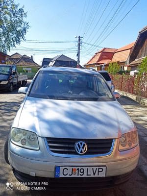 Autoturism VW TOURAN - imagine 2 Autoturism VW TOURAN - imagine 2