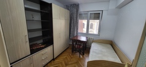 Inchiriez apartament 3 camere central - imagine 3