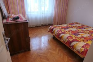 Apartament 3 camere decomandat, 102 mp,  zona Spitalului Judetean - str. Banu Mărăcine - imagine 4