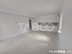 Apartament 60 mpu la CHEIE cu 3 camere balcon 18 mp pe Doamna Stanca - imagine 6