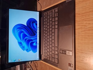 Laptop Lenovo Yoga S740