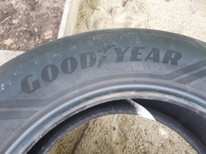 Goodyear Eagle 235/65/18