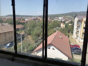 Vând apartament cu 2 camere și boxa - imagine 7