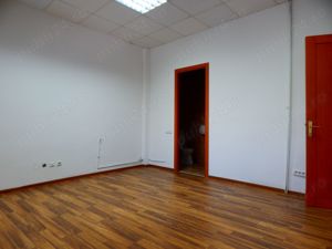 Vila 16 camere, zona Bd. Mihalache - imagine 8