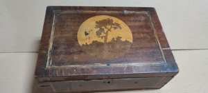 Vechi casete din lemn