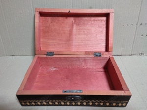 Vechi casete din lemn - imagine 4