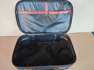 Geanta sau mica valiza, practica, SH dar stare buna,  - imagine 3