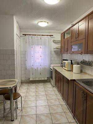 De vanzare apartament cu 4 camere-Lunca Pomostului! - imagine 3